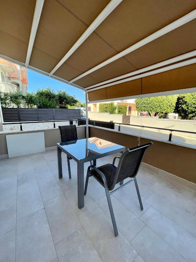 Apartments Prestige Petrcane Exterior photo